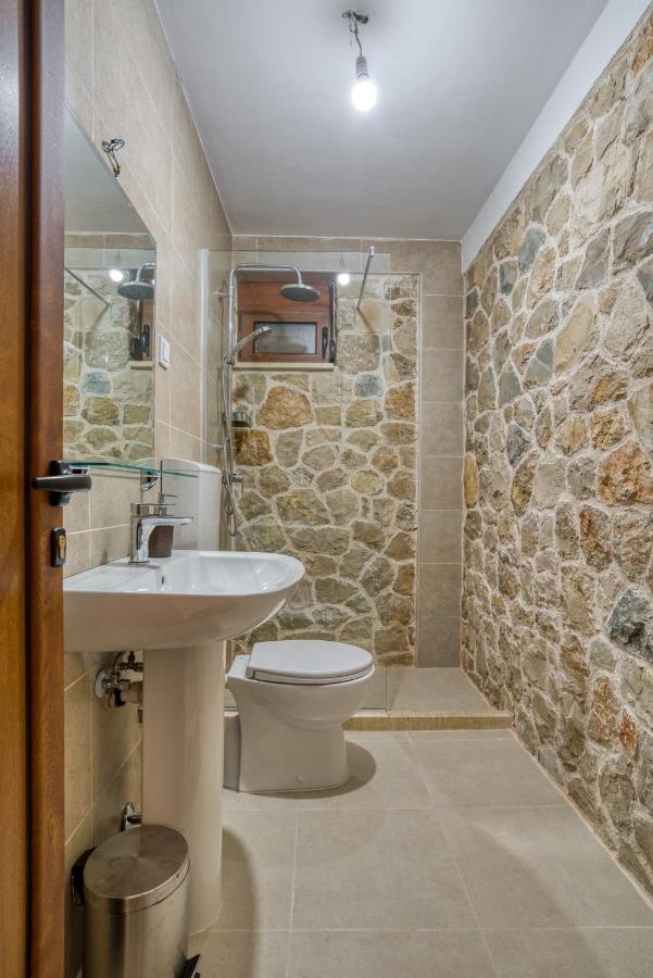 Stonehouse In Olives Lägenhet Ulcinj Exteriör bild