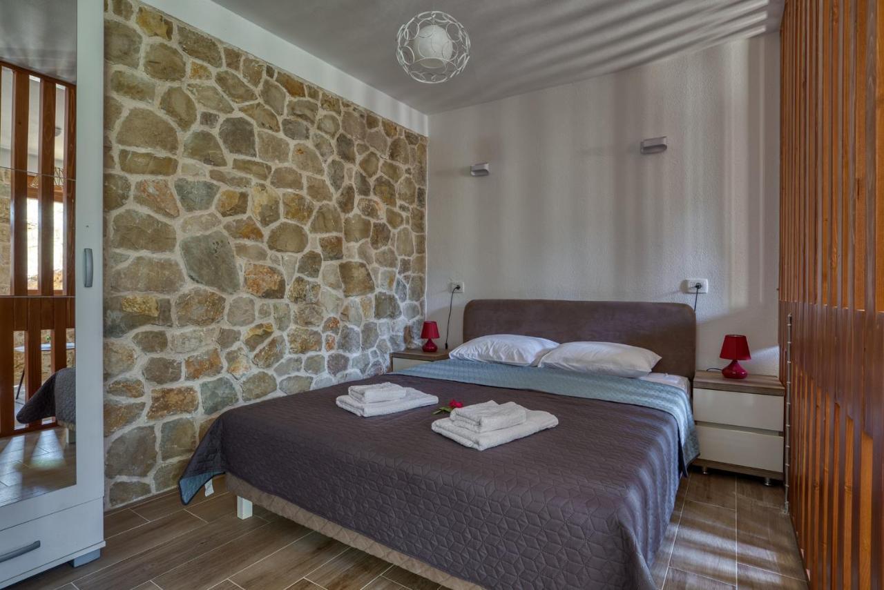 Stonehouse In Olives Lägenhet Ulcinj Exteriör bild
